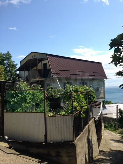 Дом 226 м² на участке 6,5 сот.