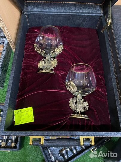 Подарочный набор коньячных бокалов