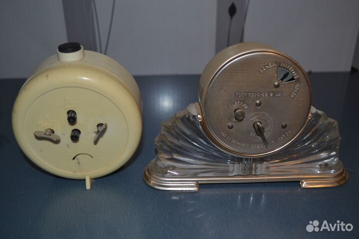 Старые часы