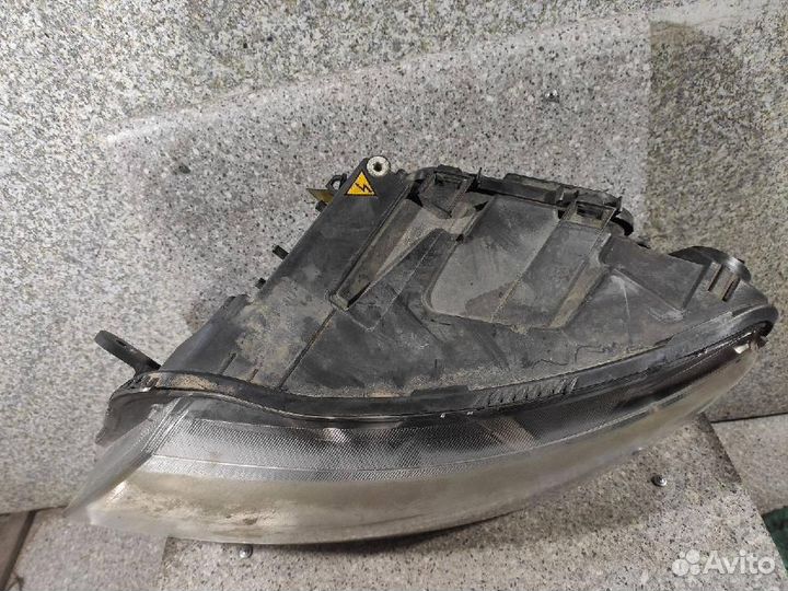 Фара левая Audi A6 allroad quattro