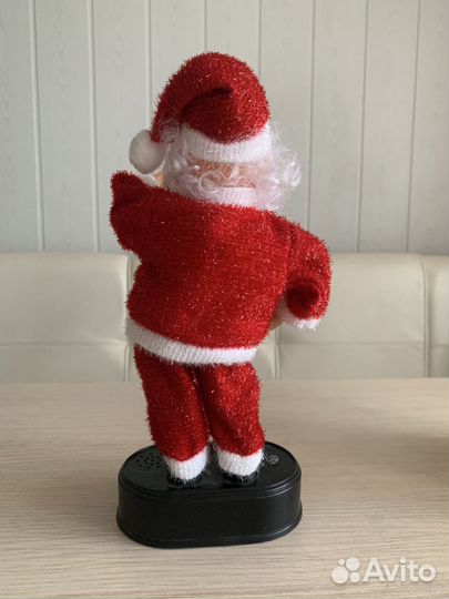 Музыкальный Дед Мороз