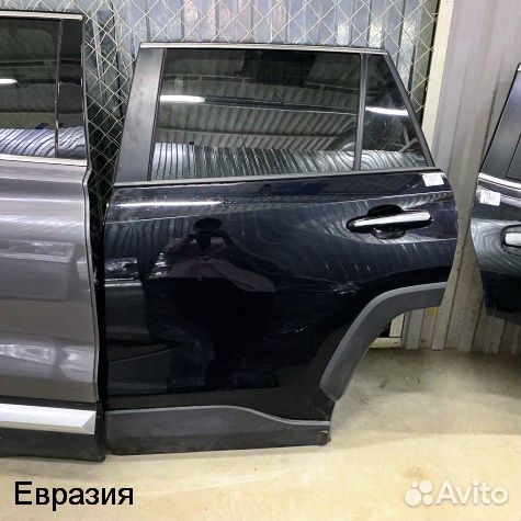 Дверь задняя левая Toyota Rav 4 кузов 50