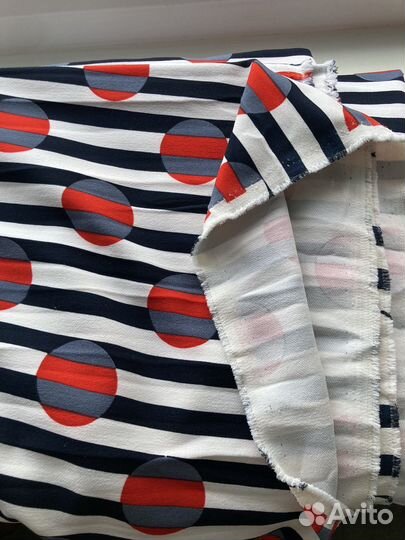 Отрезы тканей и трикотажных полотен