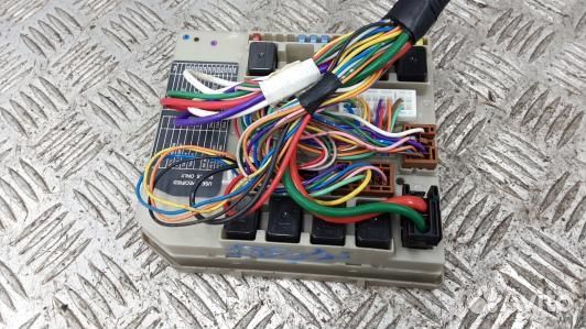 Блок предохранителей volkswagen touareg 7L (1BS01M