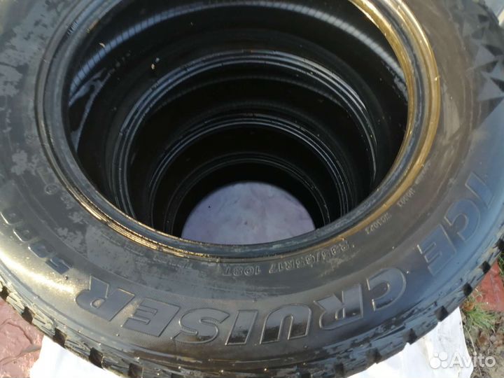 Bridgestone Ice Cruiser 5000 235/65 R17 108