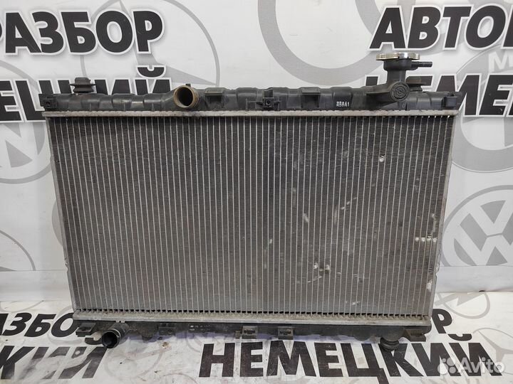 Радиатор охлаждения Hyundai Santa Fe 1