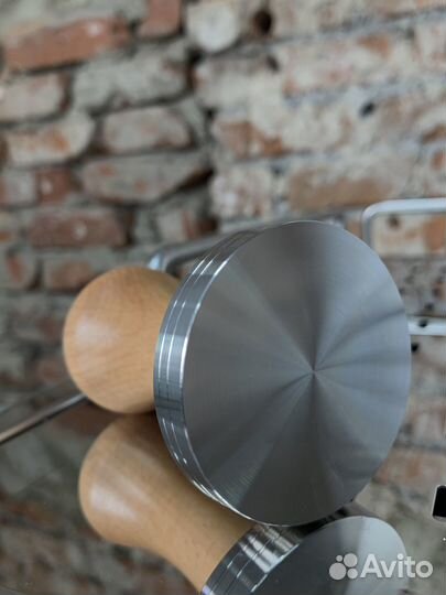 Темпер с деревянной ручкой