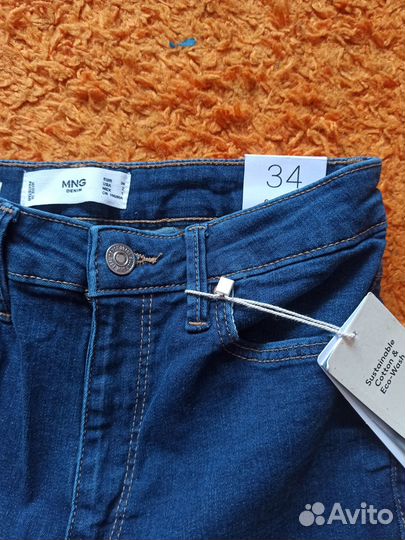 Джинсы mango