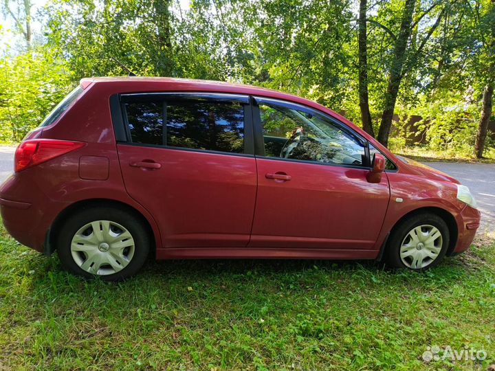 Nissan Tiida 1.6 AT, 2012, 154 000 км