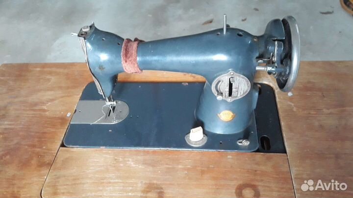 Швейная машинка антиквариат