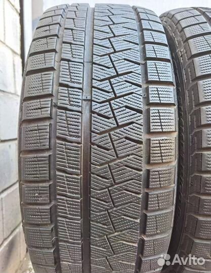 Pirelli Ice Asimmetrico Plus 225/45 R17 V