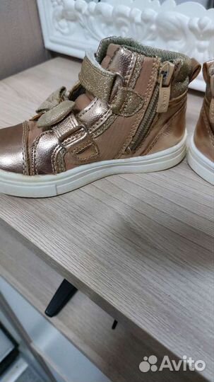 Ботинки для девочки