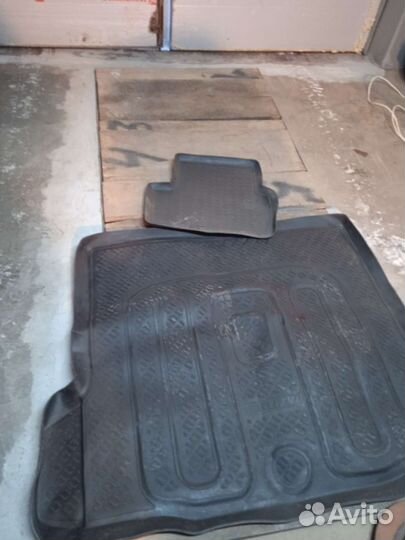 Коврик в багажник Шевроле cruze