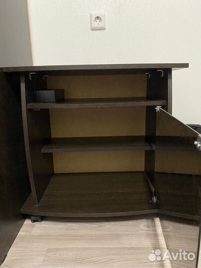 Тумба под телевизор