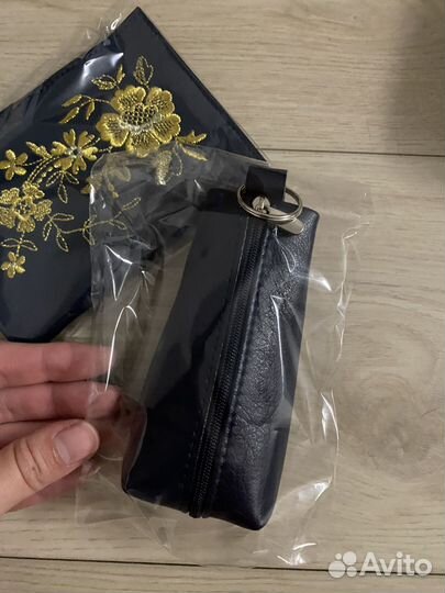 Набор подарочный ключница и обложка