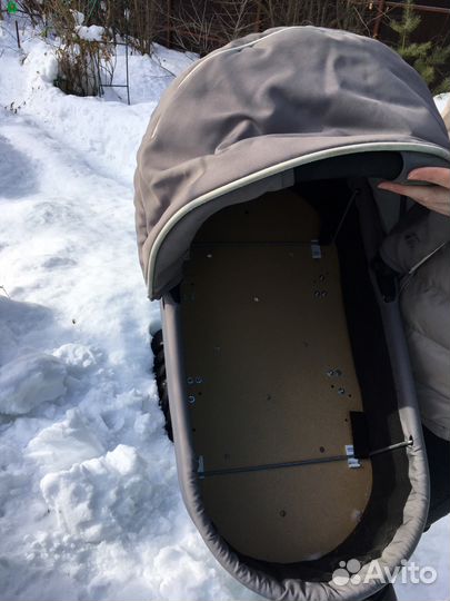 Коляска 3-в-1 Teutonia Cosmo с автокреслом Tario