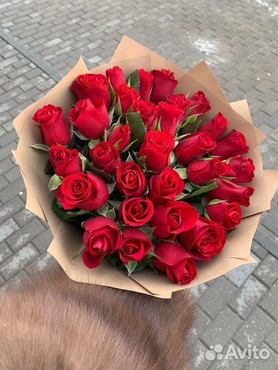 51 101 роза цветы и букеты с доставкой кустовые