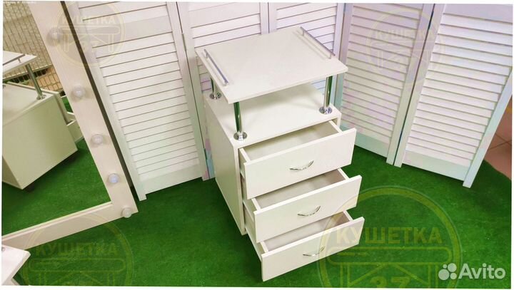 Тележка косметологическая