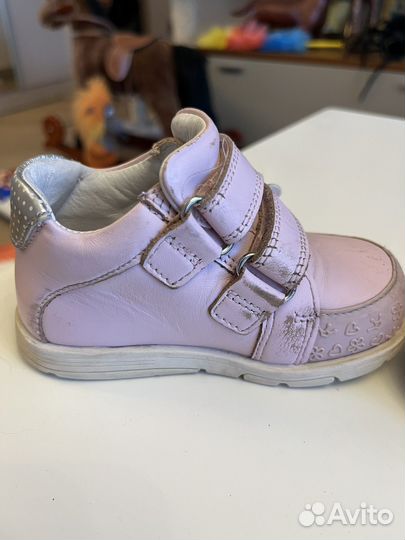 Ботинки демисезонные для девочки 22 размер
