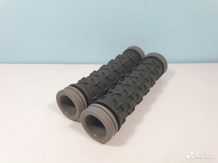 Грипсы на руль велосипеда пара