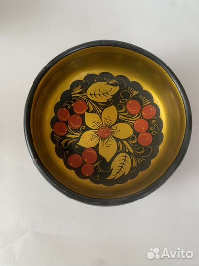 Деревянная посуда с росписью Хохломы