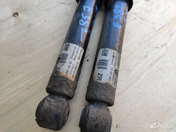 Амортизатор задний на Opel Vectra C Универсал