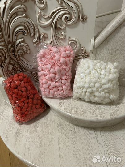 Ящик деревянный, розочки из фома