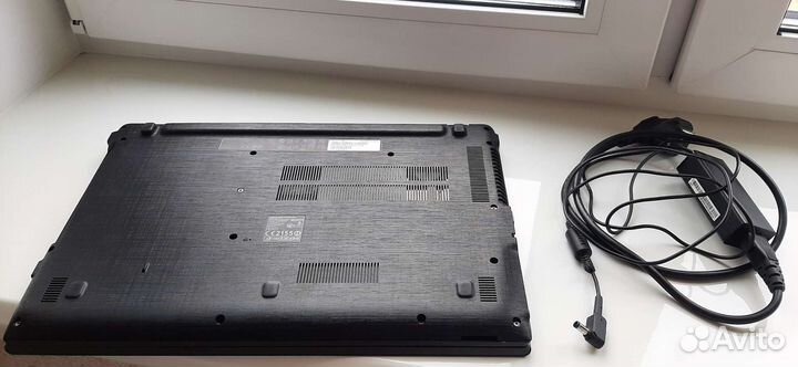 Ноутбук Acer Aspire E5-532-C35F