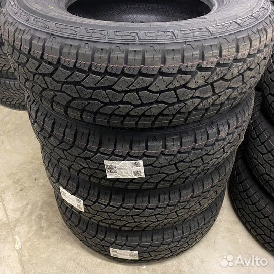 Triangle TR292 215/75 R15 100S