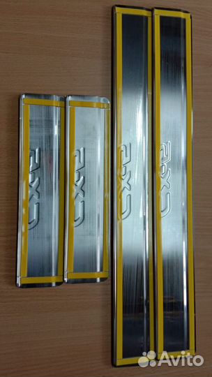 Накладки на пороги Mazda CX-5 (с 2017)