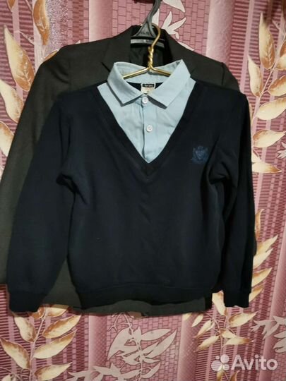 Школьный костюм для мальчика 134 серый