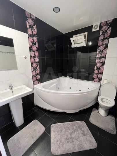 Комната 20 м² в 1-к., 1/3 эт.