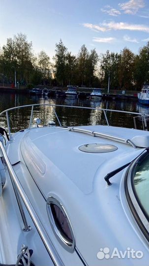 Круизный катер Sea Ray 335