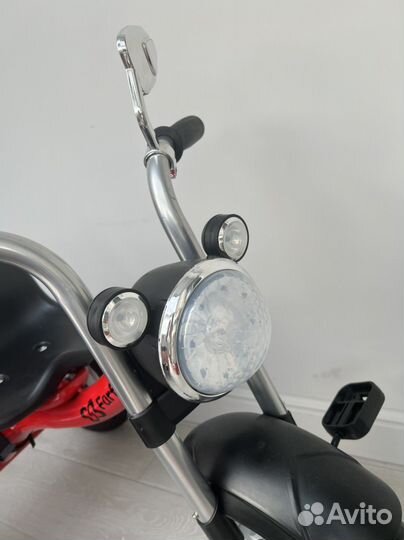 Трехколесный велосипед