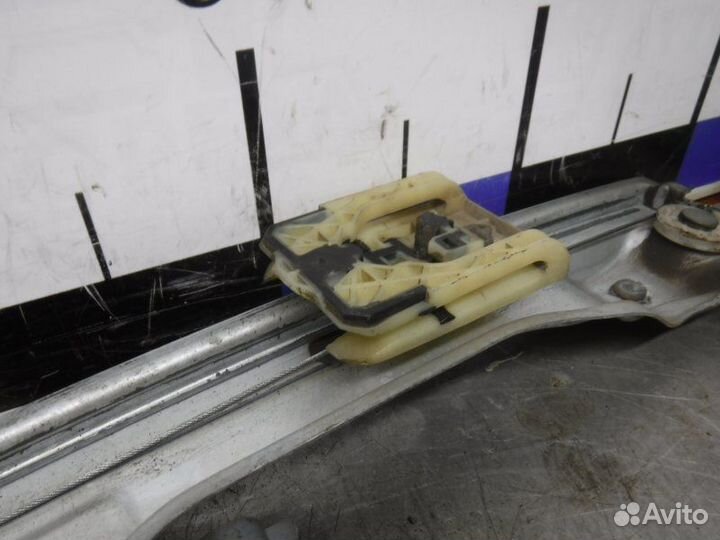 Стеклоподъемник передний правый Geely Emgrand FE2