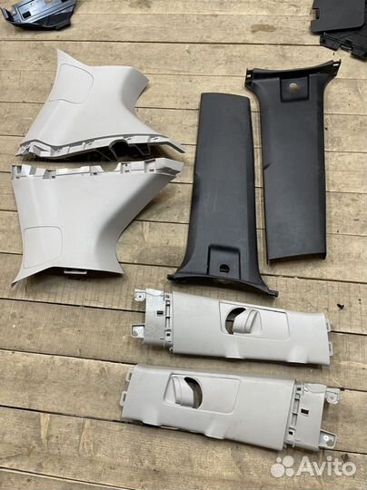 Пластик салона Toyota Land Cruiser Prado 150