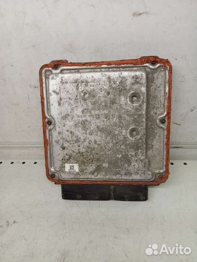 Блок управления двигателем VW Tiguan 03C906032T