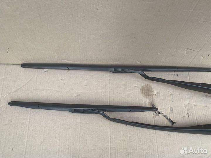 Поводок стеклоочистителя правый Киа Оптима JF 4