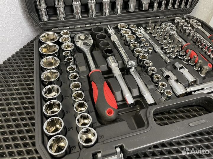 Набор инструментов 151 предмет