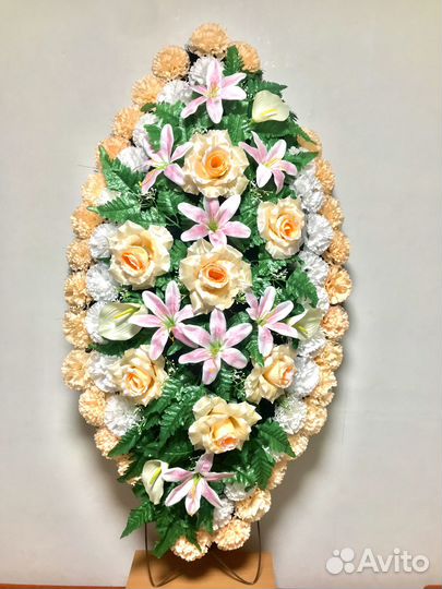 Ритуальные венки из искусственных цветов