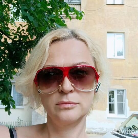 Солнцезащитные очки Linda Farrow