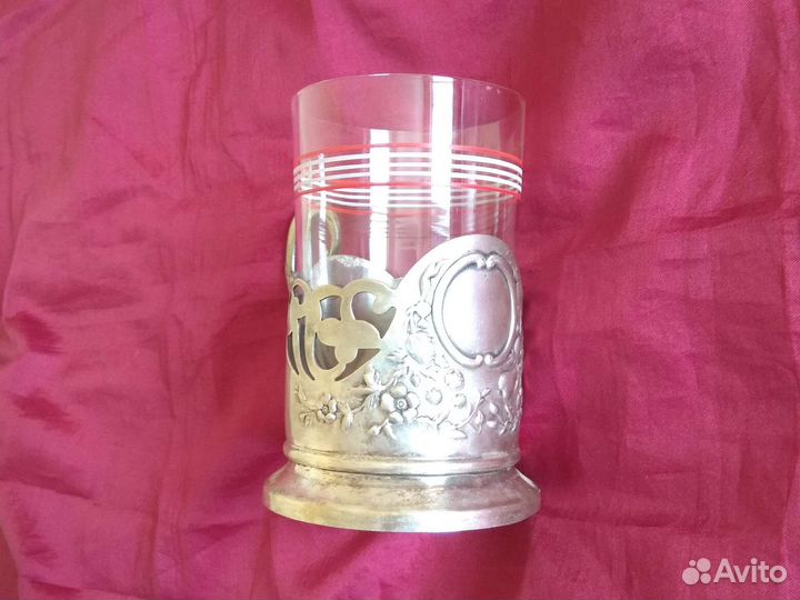 Подстаканники Кремль и Урожай, + стаканы