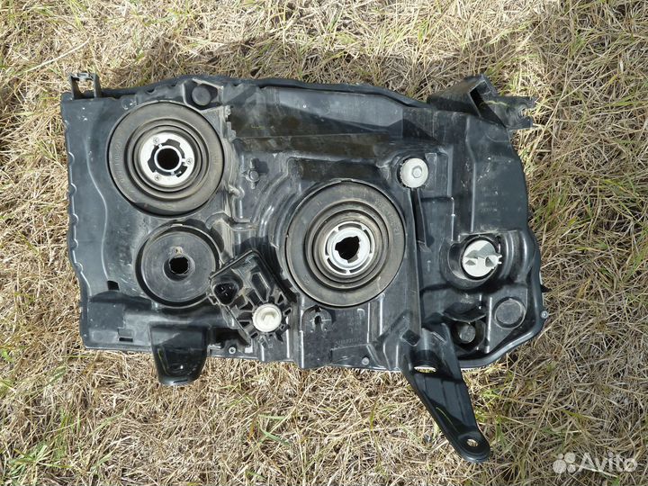 Фара правая Хонда Пилот 2