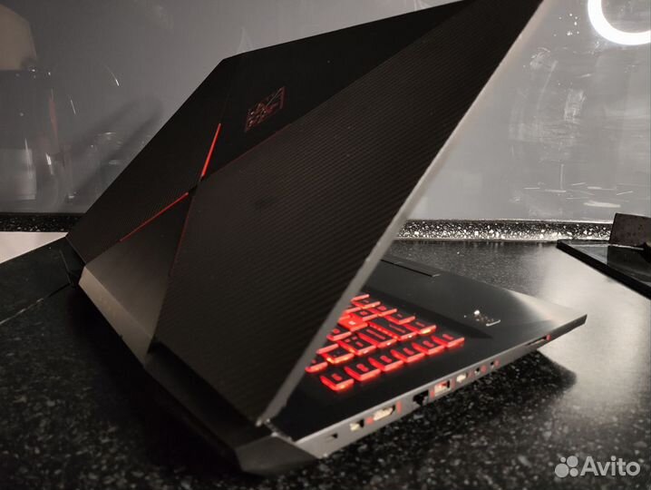 Игровой ноутбук HP omen i7-8750/gtx1070/16g/512g