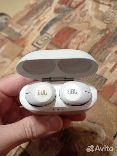 Беспроводные наушники jbl Tune 120 TWS