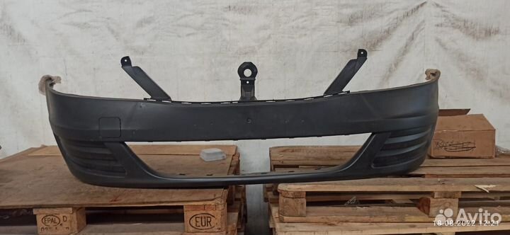 Бампер передний Renault Logan