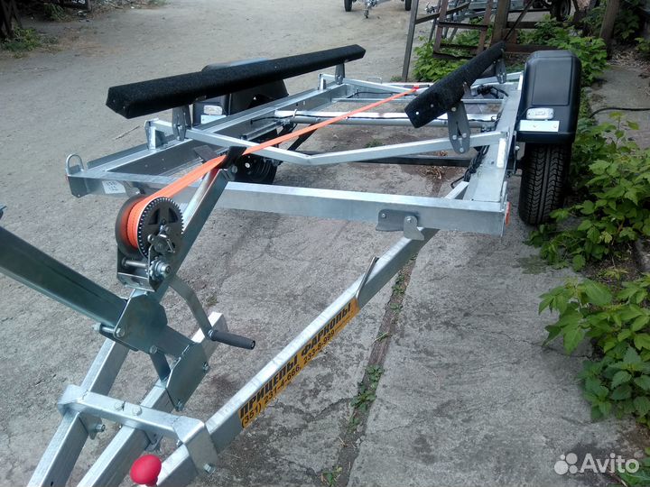 Прицеп 8213В7 для водной техники