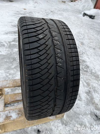Michelin Pilot Alpin PA4 285/30 R21