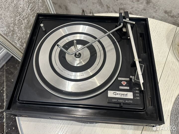 Gerrard Виниловый проигрыватель