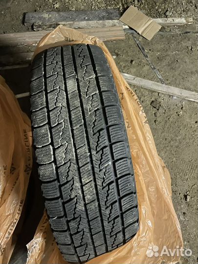 Roadstone Classe Premiere 185/65 R14